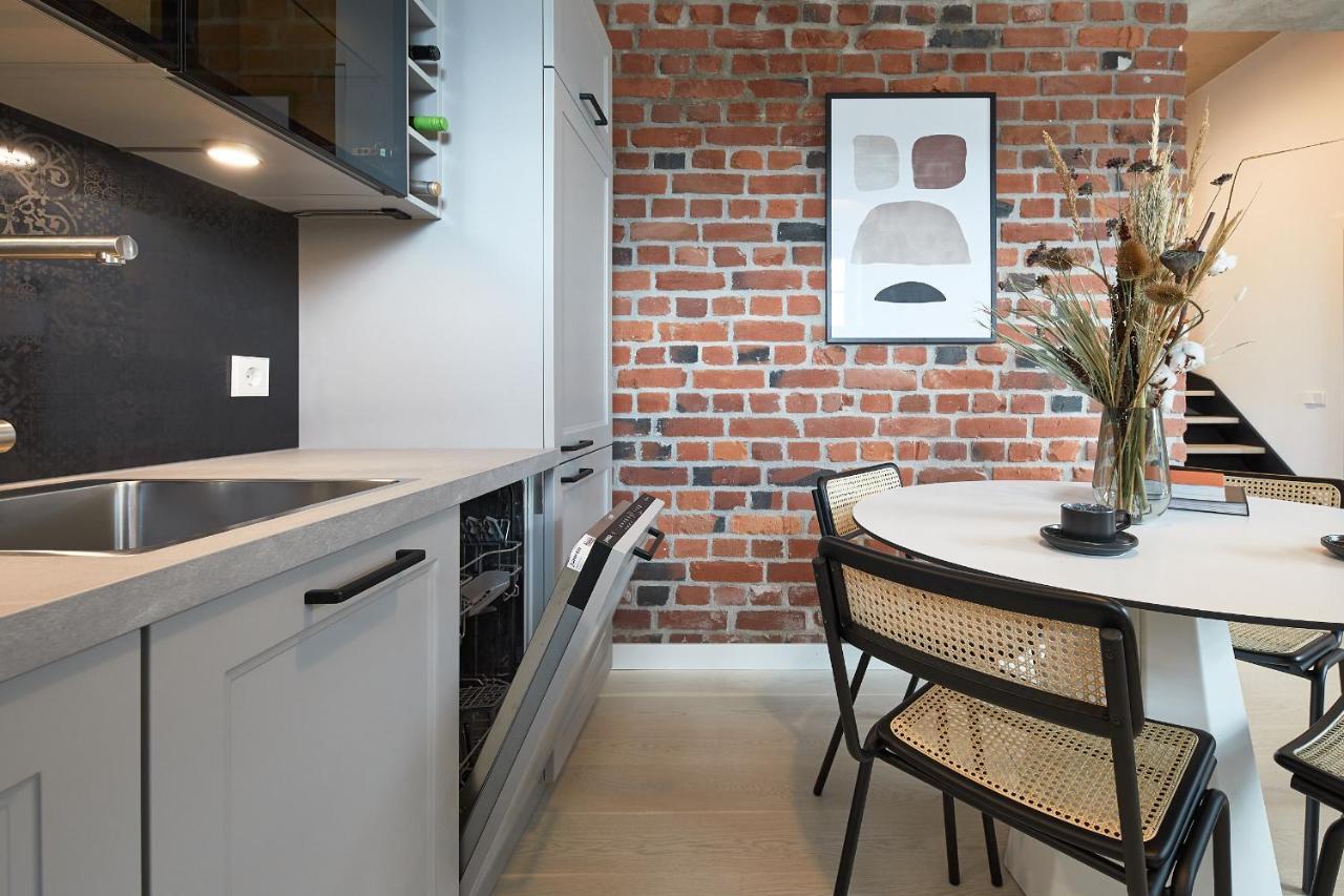 High Ceiling Loft With Its Own Backyard And A Terrace Διαμέρισμα Ταλίν Εξωτερικό φωτογραφία