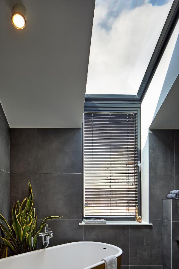 High Ceiling Loft With Its Own Backyard And A Terrace Διαμέρισμα Ταλίν Εξωτερικό φωτογραφία