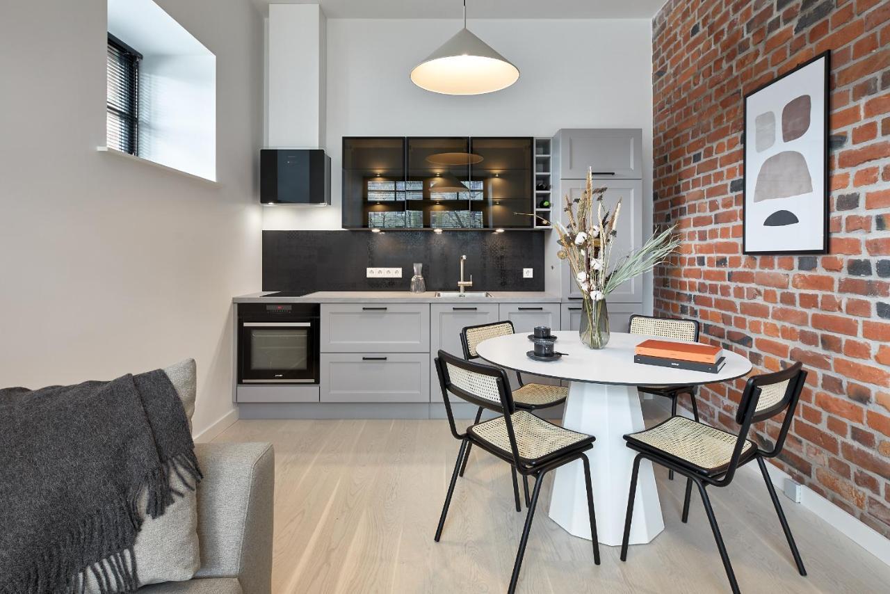 High Ceiling Loft With Its Own Backyard And A Terrace Διαμέρισμα Ταλίν Εξωτερικό φωτογραφία